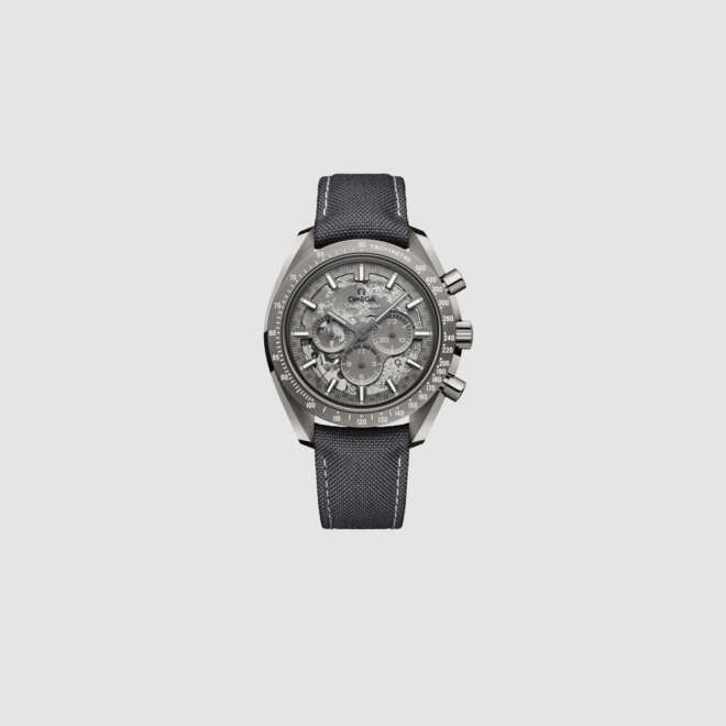 Speedmaster Dark Side of the Moon 44,25 mm, ceramica grigia su cinturino in tessuto rivestito in nylon